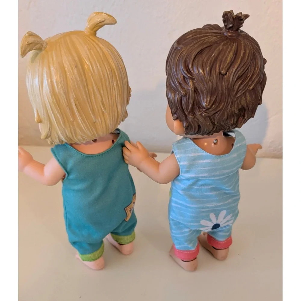 Baby Alive Lil Giggles Dolls Lot of 2 Blonde‎ Brunette Interactive Giggling Toys